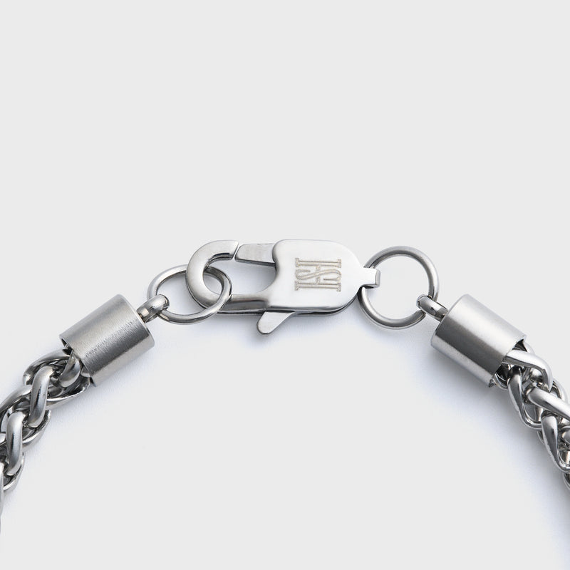 5mm Silver Wheat Bracelet Clasp Shot on light grey background