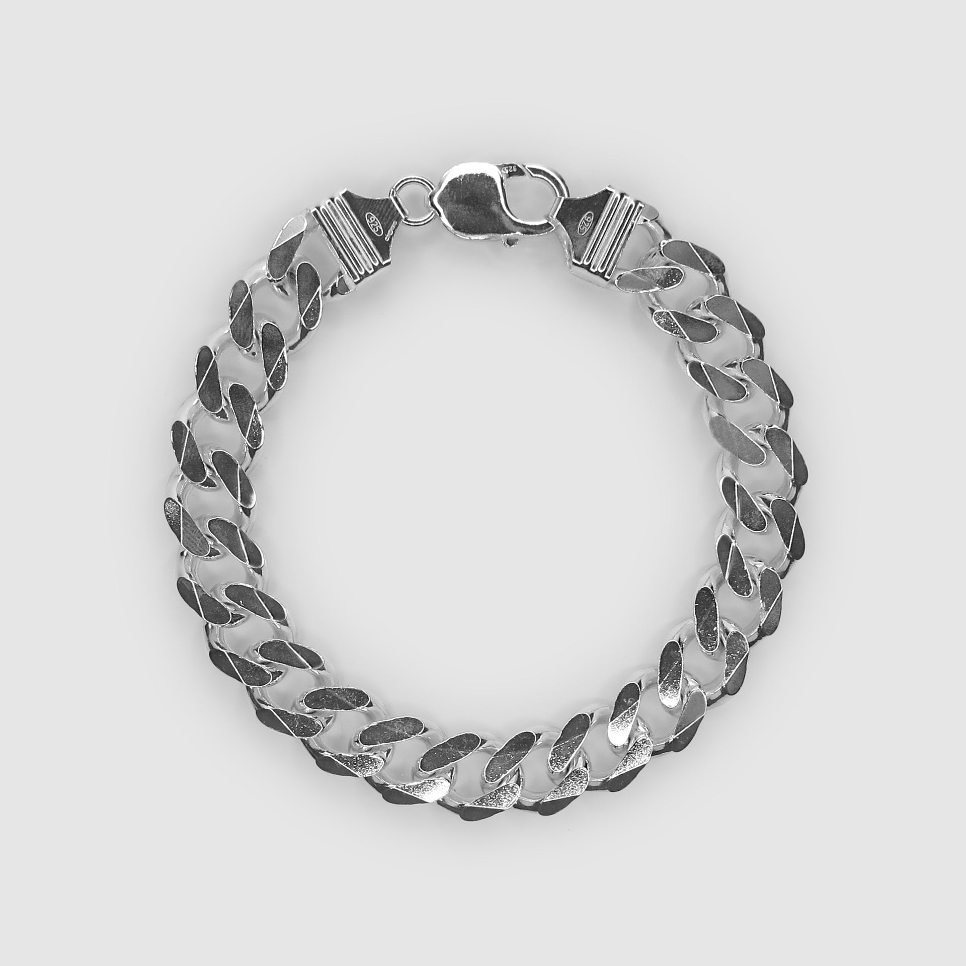 Silver Heavyweight Diamond Cut Bracelet